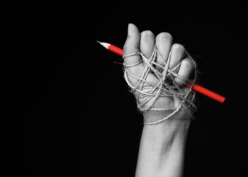 International and Albanian media freedom organizations strongly criticize the two draft laws on online media.