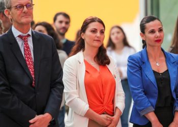ESN Albania sjell një shije të Holandës në Shqipëri përmes Ushqimit, Kuizeve dhe Muzikës!
